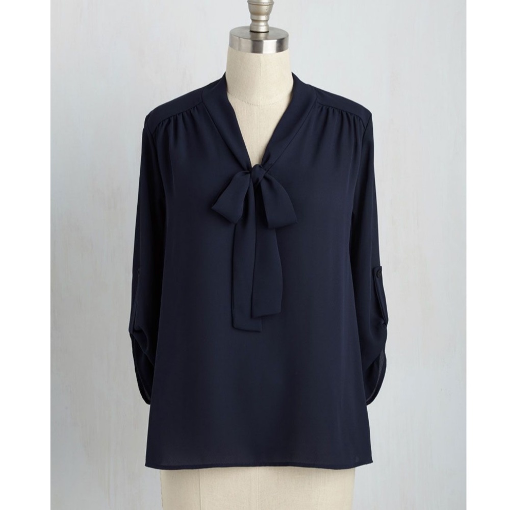 Careerist and Dearest Top in Ultramarine 3x